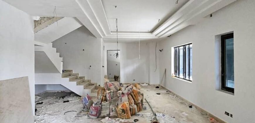 5 BEDROOM SEMI DETACHED & 5 BEDROOM PENTHOUSE WITH CINEMA @ IKOYI