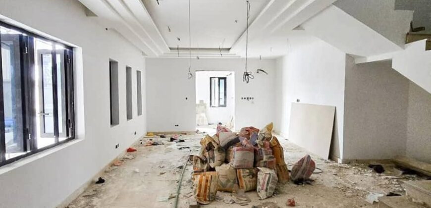 5 BEDROOM SEMI DETACHED & 5 BEDROOM PENTHOUSE WITH CINEMA @ IKOYI